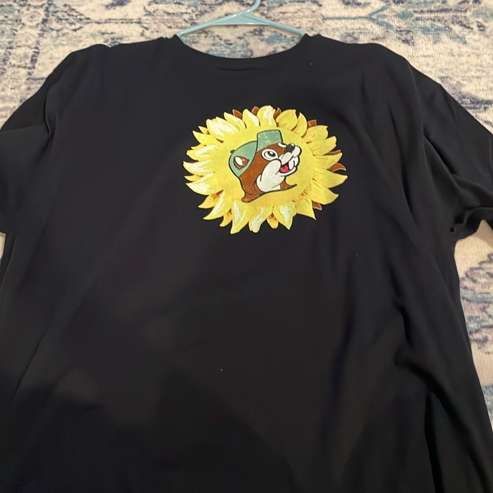New bucees tee